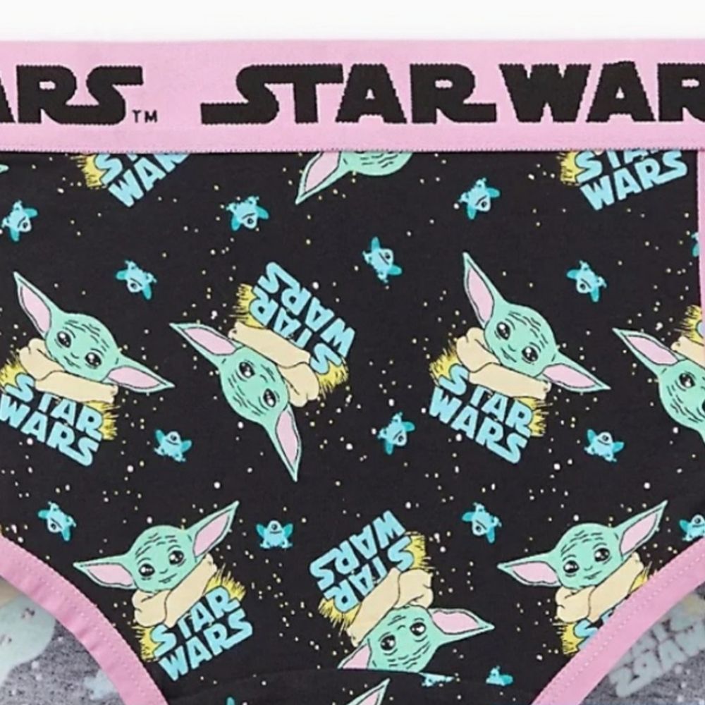 🆕️ NWT Torrid Star Wars Baby Yoda Cheeky Panty - Picture 2 of 2